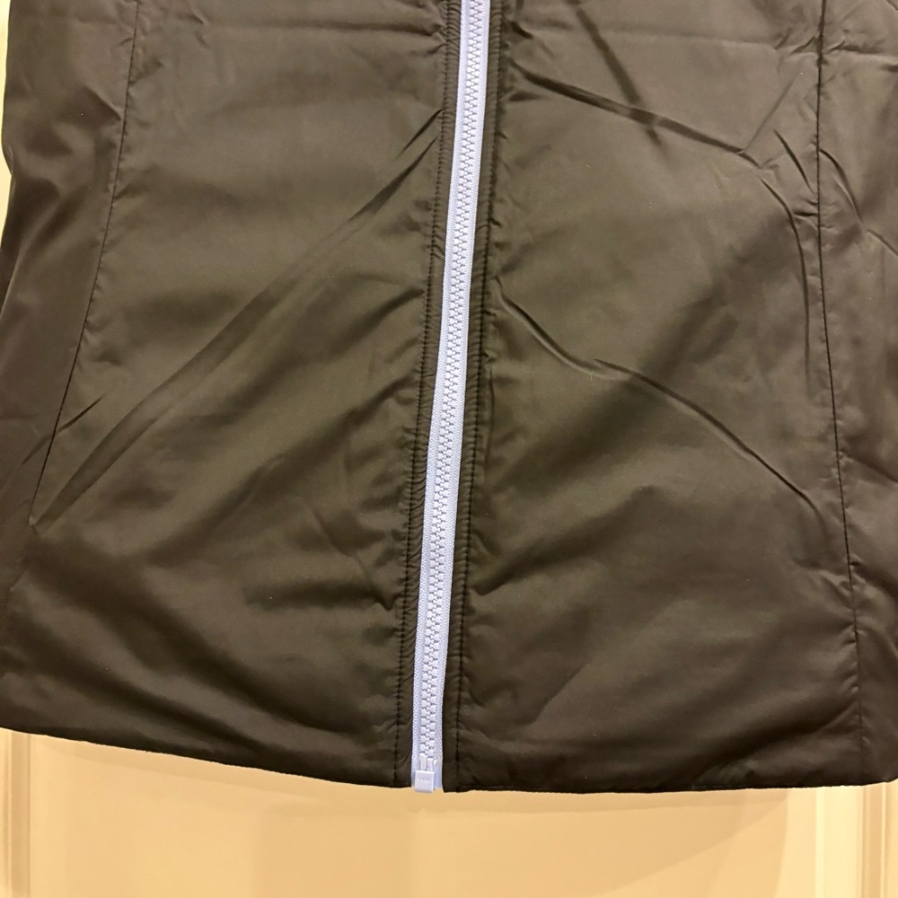 The North Face Reversible Vest - Picture 5 of 16